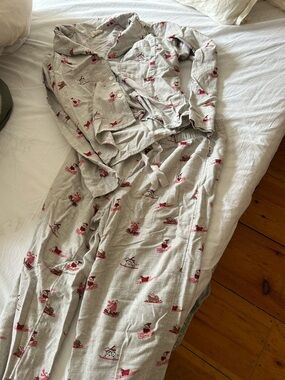 ☀️3/$25 Lou & grey dog sled pajama set flannel small